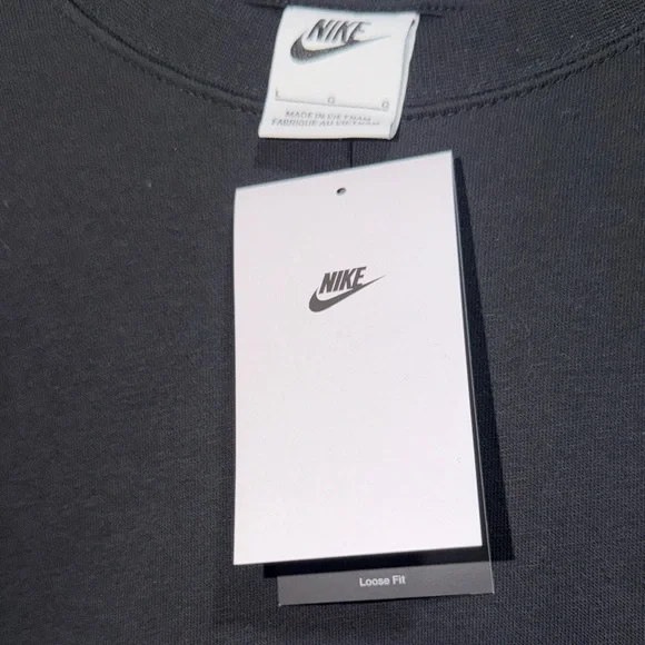 Nike Women's Black Crewneck Sweater - Picture 5 of 5